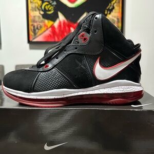 Men’s Nike LeBron 8 (Bred) - Size 10